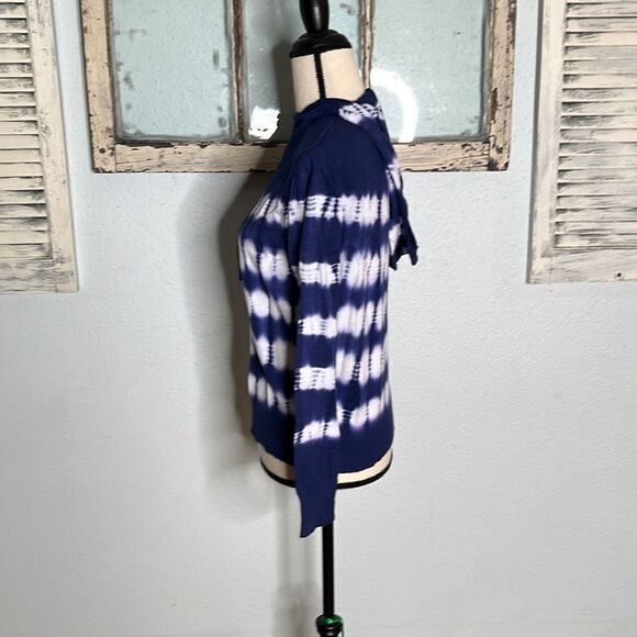 Aqua Women's Tie Dye Hoodie Knitted Long Sleeve Sweater Navy Blue Size Small NWT - Picture 5 of 11